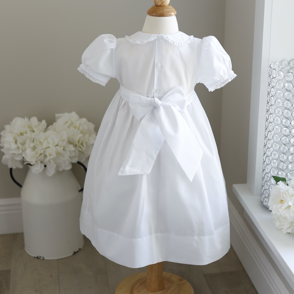 Feltman Brothers White Dress Smocked Flower Girl Perfect New Beautiful!! - Picture 6 of 8